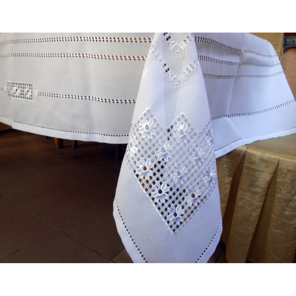 Tablecloth SoundSleep Wedding Traditions hand embroidery with cutting 140x240 cm white (2800004806596)